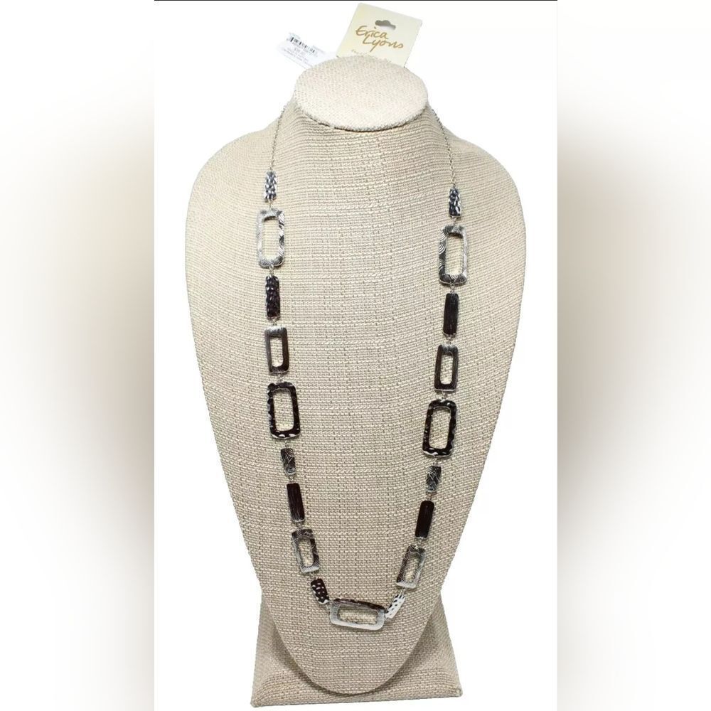 ERICA LYONS LONG TEXTURED SILVER LINK NECKLACE 36" NWT